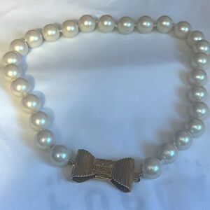 Kate spade all wrapped up in pearls necklace